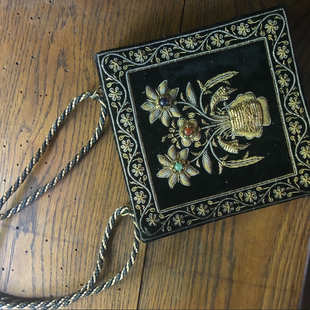 Vintage clutch